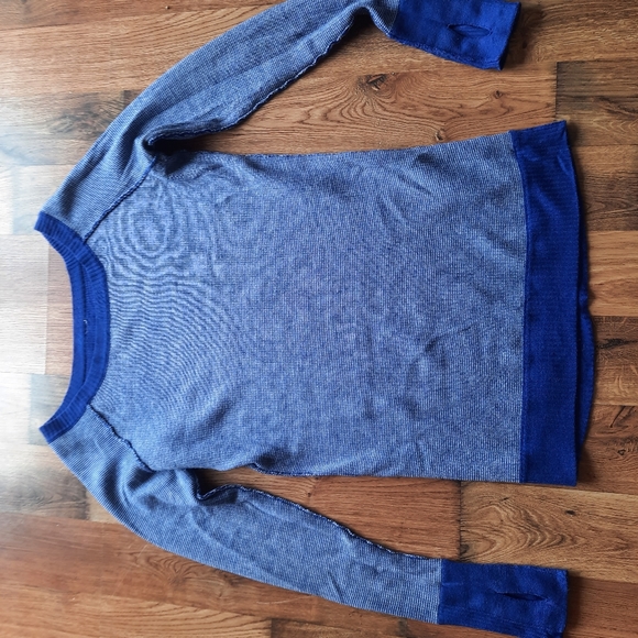 Lululemon Sweater - Picture 2 of 3